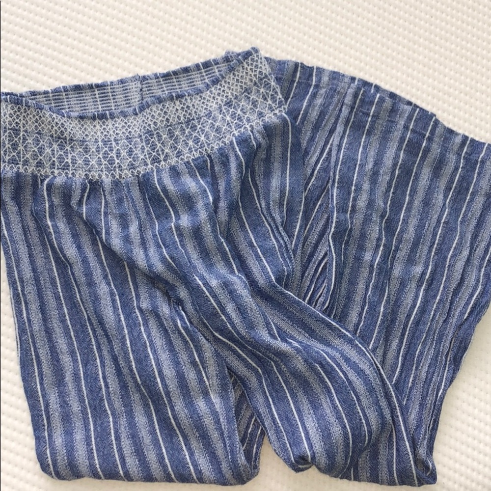 Stretchy pants